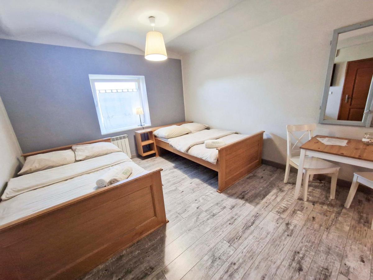 Zielona Przystan Hotel Manasterz Eksteriør billede