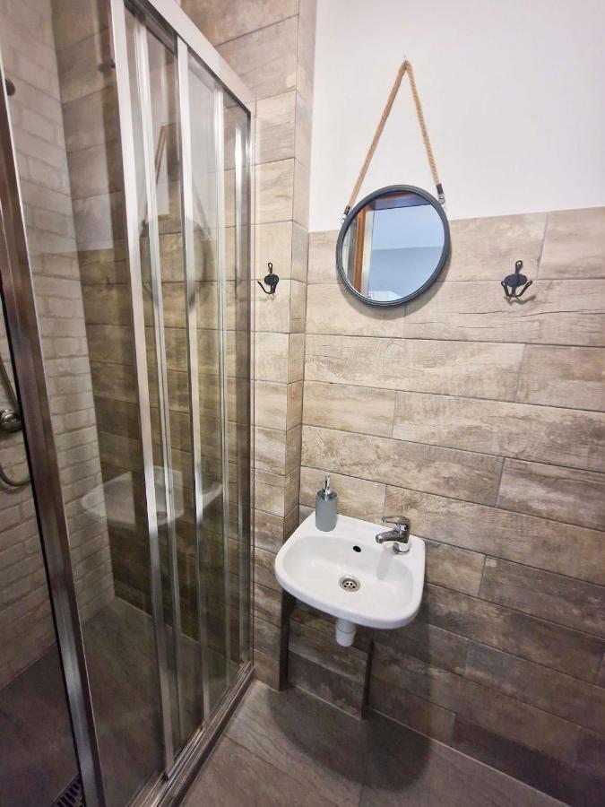 Zielona Przystan Hotel Manasterz Eksteriør billede