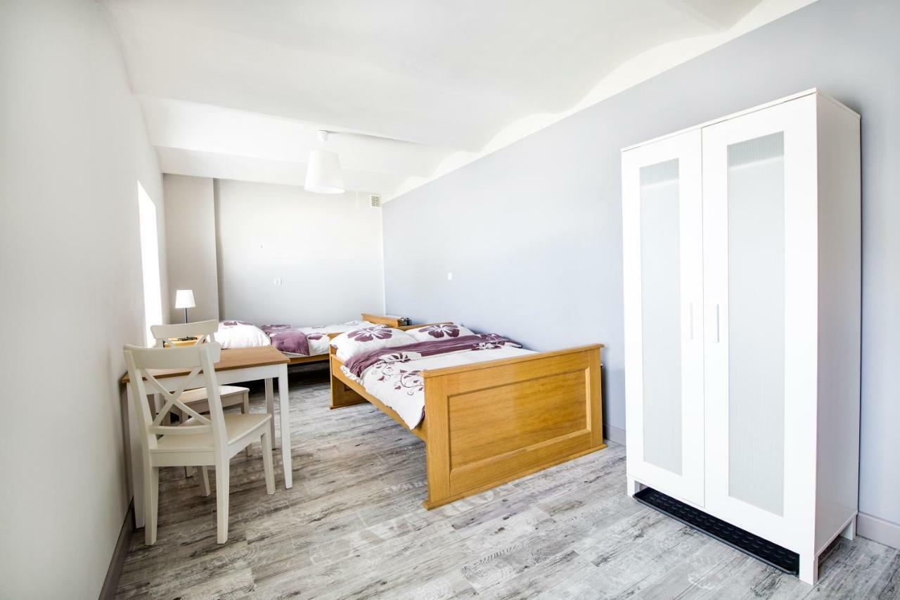Zielona Przystan Hotel Manasterz Eksteriør billede