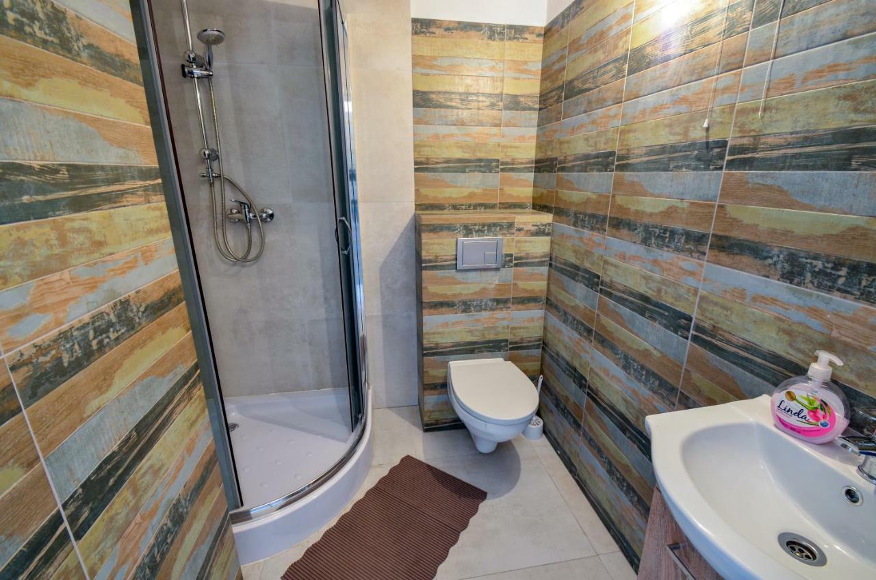 Zielona Przystan Hotel Manasterz Eksteriør billede
